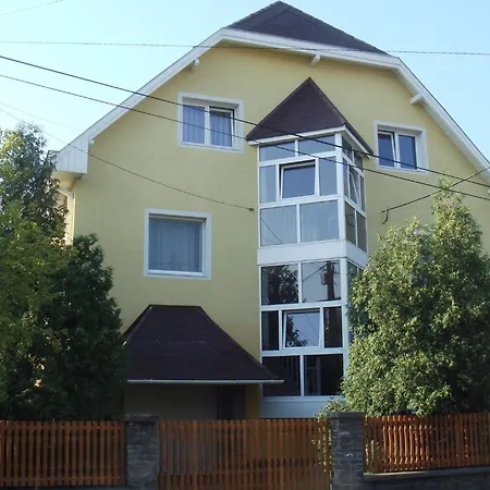아파트 Yellow House